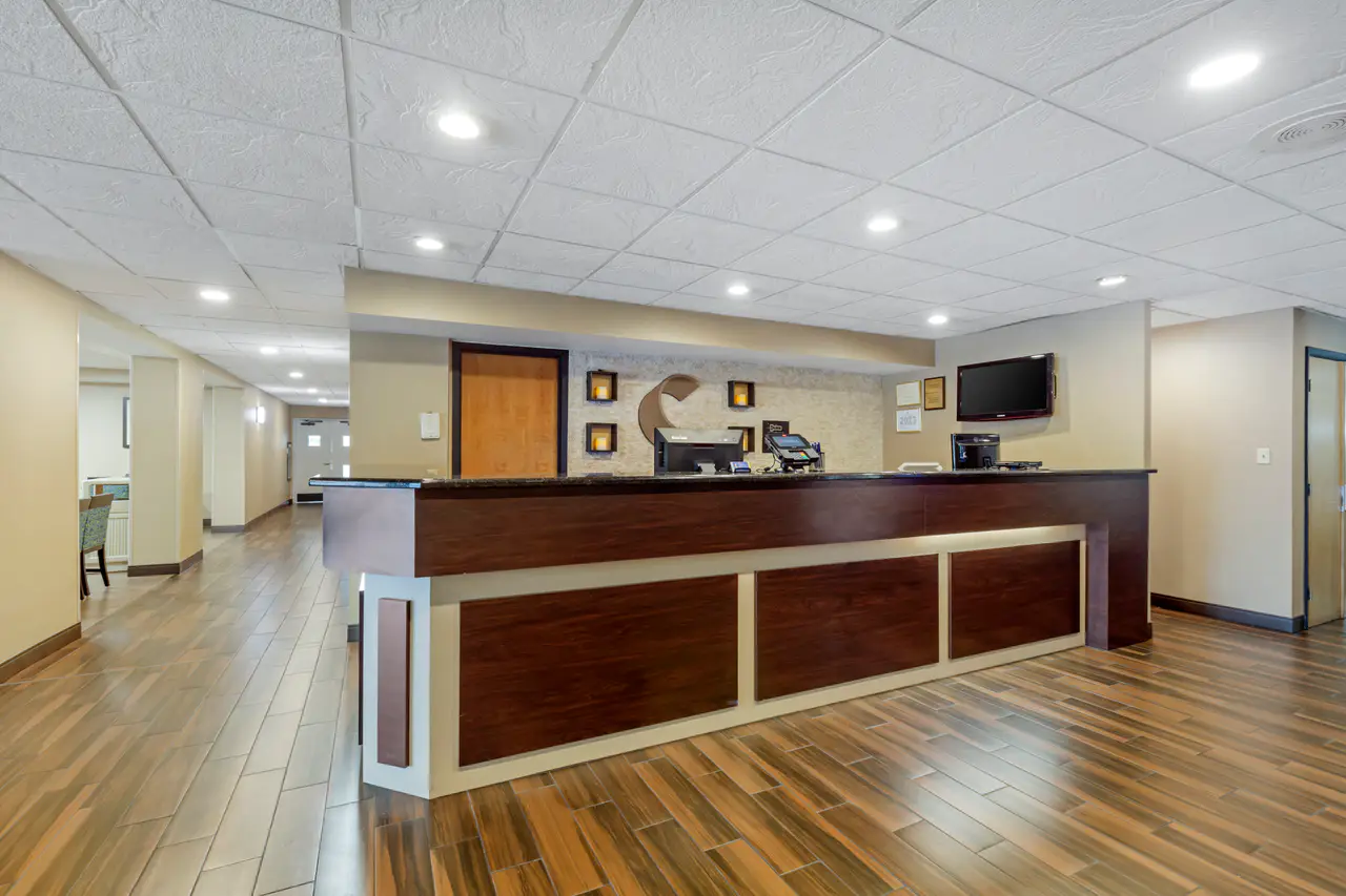 Comfort Inn frontdesk